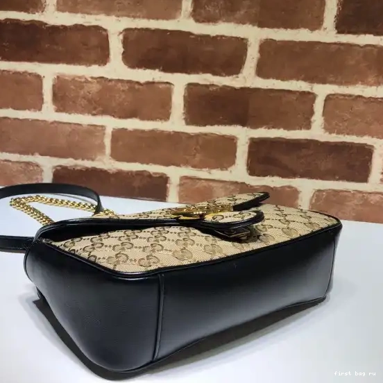 First bag ru Marmont GG shoulder bag small GUCCI 0623